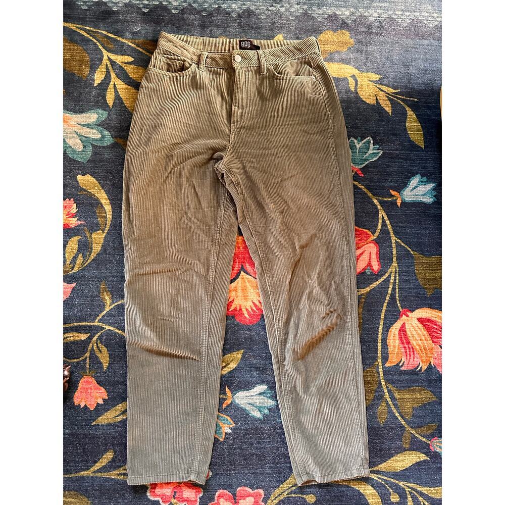 Urban Outfitters BDG Green Corduroy Mom High Rise Pants Size 29 - Picture 2 of 5